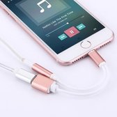 10cm 8-pins vrouwelijk en 3,5 mm audio-vrouwelijk naar 8-pins mannelijke opladeradapterkabel voor iPhone 7 & 7 Plus, iPhone 6s & 6s Plus, iPhone 6 & 6 Plus, ondersteuning voor iOS 10.3.1 (ros