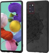 Voor Samsung Galaxy A31 Mandala in reliëf gemaakte stoffen hoes PC + TPU mobiele telefoonhoes met magnetische functie en draagriem (zwart)