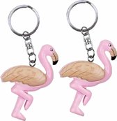 4x stuks houten flamingo sleutelhanger 7 cm - Dieren vogels cadeau