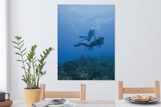 Deux plongeurs nagent au-dessus de la toile de récif de corail 60x80 cm - Tirage photo sur toile (Décoration murale salon / chambre)