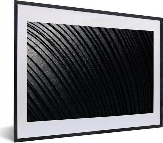 Photo dans le cadre - Empilage de pages papier avec cadre photo ombre profonde noir avec passe-partout blanc petit 40x30 cm - Affiche sous cadre (Décoration murale salon / chambre)