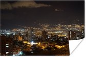 Poster De skyline van Medellin in de avond in het Zuid-Amerikaanse Colombia - 180x120 cm XXL