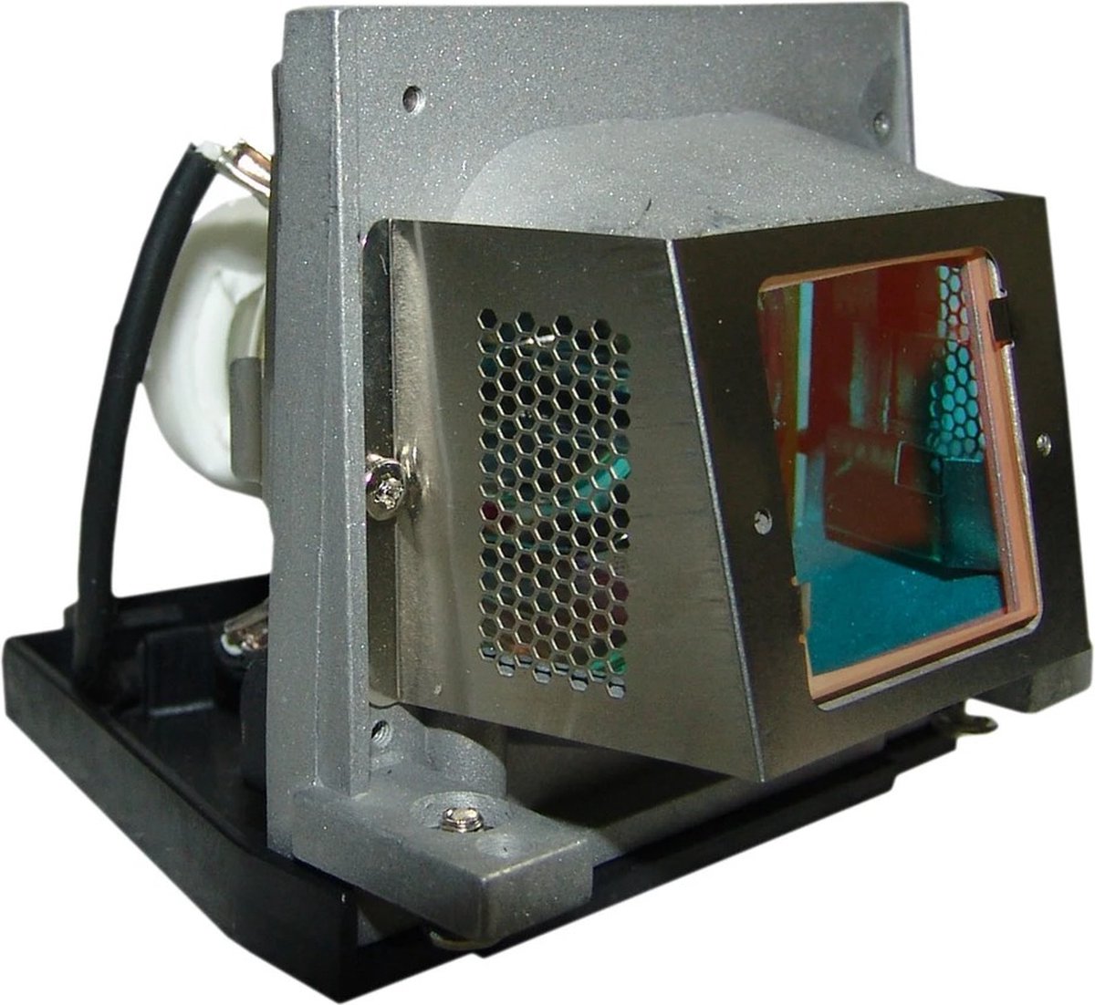 Beamerlamp geschikt voor de MITSUBISHI XD206 beamer, lamp code VLT-XD206LP. Bevat originele NSH lamp, prestaties gelijk aan origineel.