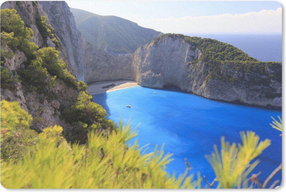 Muismat Navagio Beach - Groene vegetatie op de kliffen bij Navagio Beach in Griekenland muismat rubber - 27x18 cm - Muismat met foto