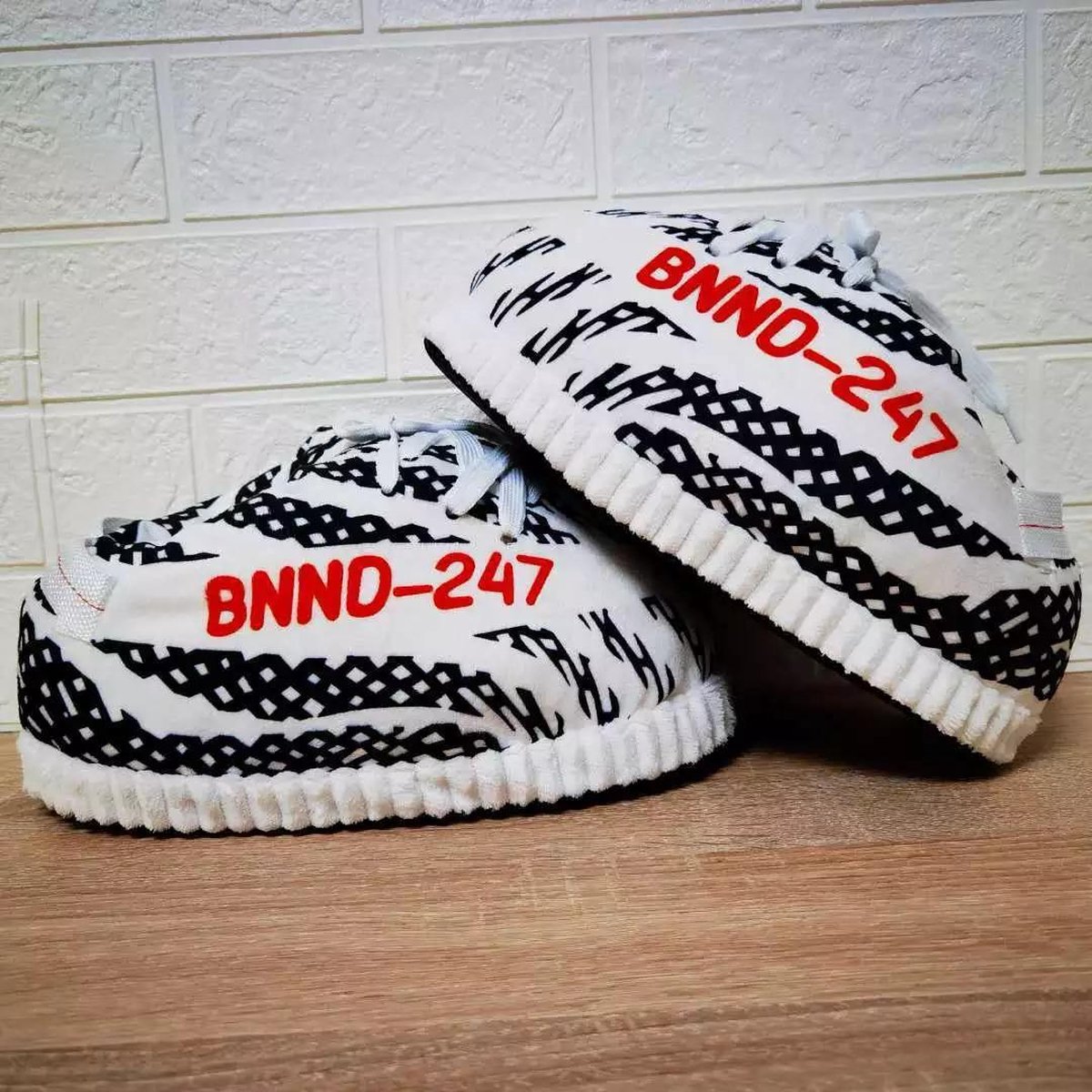 qqqwjf.yeezy maat 35 , Off 63%,dolphin-yachts.com