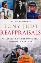Boekcover van 'Reappraisals' door Tony Judt, met portretten van John F. Kennedy, een man in pak, een jongen en twee mannen in gesprek.