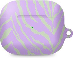 xoxo Wildhearts hoesje geschikt voor AirPods Pro - Main Character - Matte - Ook als telefoonhoesje verkrijgbaar - schokbestendige case - koptelefoon hoesje - Mat - Beschermhoes met zebraprint - dierenprint hoesje - Paars - Groen