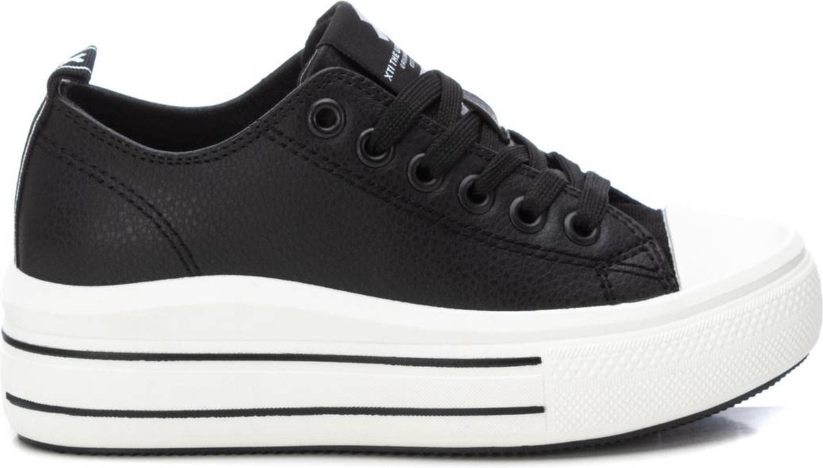 Xti 151066 Trainer ZWART