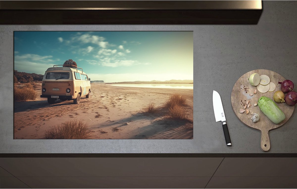 Inductieplaat Beschermer - Camper op Strand - 90x55 cm - 2 mm Dik - Inductie Beschermer - Bescherming Inductiekookplaat - Kookplaat Beschermer van Wit Vinyl