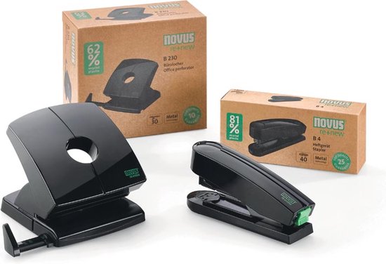 Zwarte nietmachine en perforator met verpakkingen.