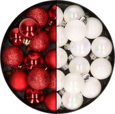 28x stuks kleine kunststof kerstballen rood en parelmoer wit 3 cm - Kerstversiering