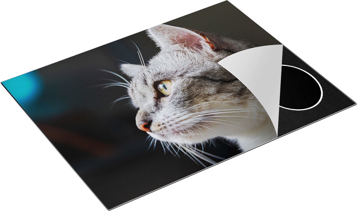 Chefcare Inductie Beschermer Kat met Gele Ogen van Dichtbij - 77x59 cm - Afdekplaat Inductie - Kookplaat Beschermer - Inductie Mat