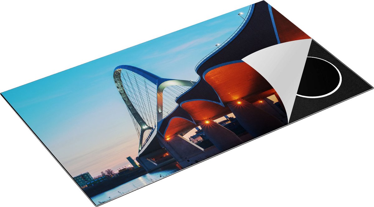 Chefcare Inductie Beschermer Oversteek Brug in Nijmegen - 90x52 cm - Afdekplaat Inductie - Kookplaat Beschermer - Inductie Mat