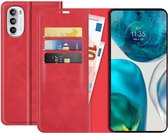 Motorola Moto G52 Bookcase hoesje - Just in Case - Effen Rood - Kunstleer