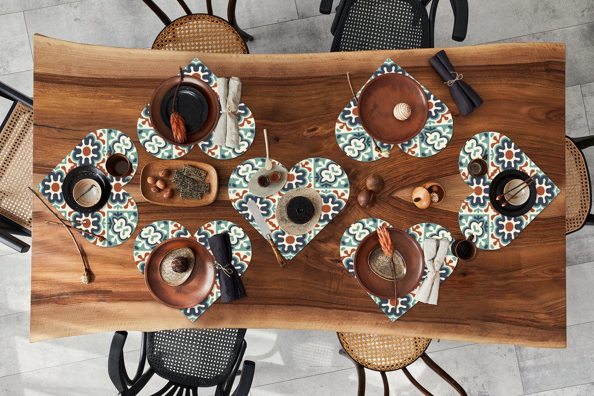 Onderleggers - Placemats - Placemats hartje - Bloem - Ornament - Patroon - 8 stuks