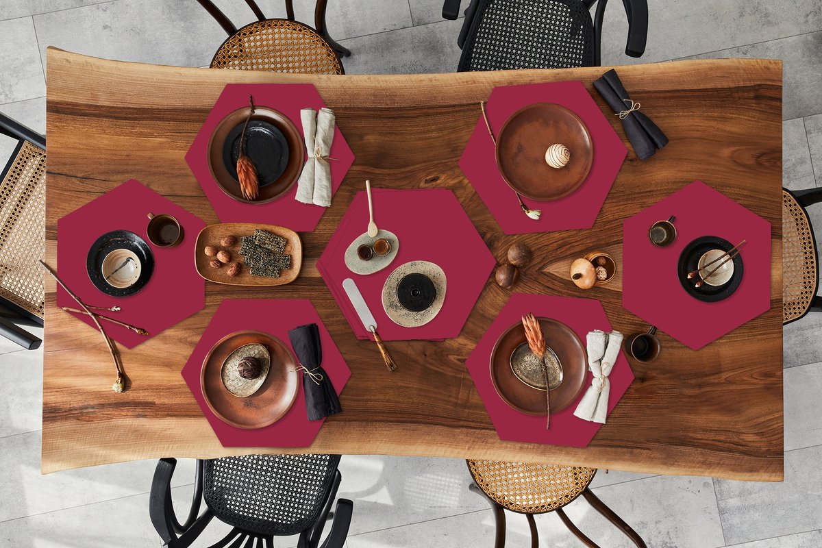 Placemats hexagon - Onderleggers placemats - Placemat zeshoek - Rood - Effen kleur - 10 stuks