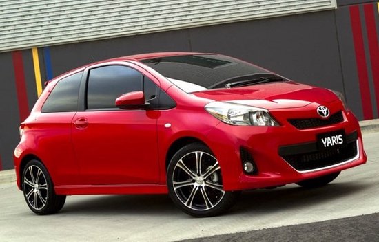 Tapis de voiture Toyota Yaris - Année de construction : 2011 - 05/2017 - Ajustement d'origine - 3 pièces - Feutre aiguilleté