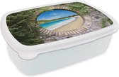 Broodtrommel Wit - Lunchbox - Brooddoos - Strand - Zee - Doorkijk - 18x12x6 cm - Volwassenen