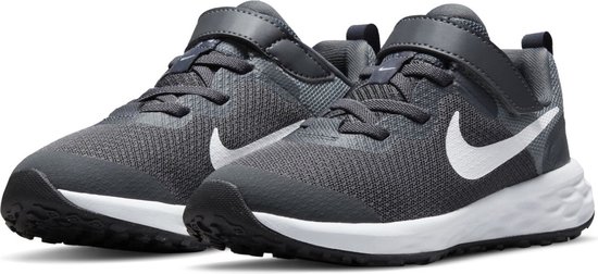 Nike Revolution 6 Chaussures de sport unisexe - Taille 34 | bol.com