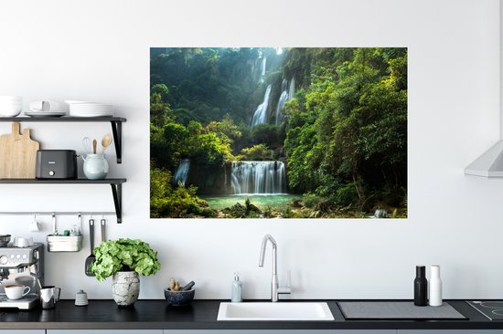 Sticker Muursticker Chutes d'eau - Grande cascade en Thaïlande - 120x80 cm - film adhésif autocollant - sticker mural repositionnable