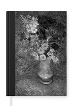 Notitieboek - Schrijfboek - Bloemen in een blauwe vaas - Vincent van Gogh - Zwart - Wit - Notitieboekje klein - A5 formaat - Schrijfblok