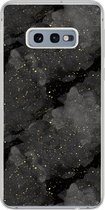 Geschikt voor Samsung Galaxy S10e hoesje - Marmer print - Glitter - Goud - Zwart - Patronen - Siliconen Telefoonhoesje