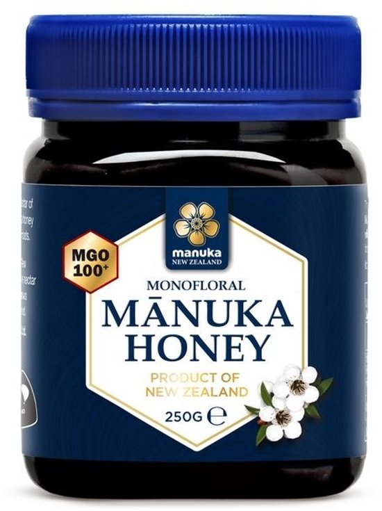 Fles Manuka Honing van 250g met blauw deksel. Het donkerblauwe label heeft de tekst 'Monofloral Manuka Honey' en 'Product of New Zealand'.