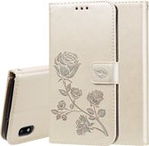 Rose reliÃ«f horizontaal Flip PU lederen tas voor Galaxy A10, met houder & kaartsleuven & portemonnee (goud)