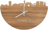 Skyline Klok Arnhem Eikenhout - Ø 40 cm - Stil uurwerk - Wanddecoratie - Meer steden beschikbaar - Woonkamer idee - Woondecoratie - City Art - Steden kunst - Cadeau voor hem - Cadeau voor haar - Jubileum - Trouwerij - Housewarming - WoodWideCities