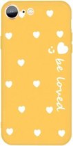 Voor iPhone SE 2020/8/7 lachend gezicht Meerdere liefde-harten patroon Kleurrijke Frosted TPU telefoon beschermhoes (geel)