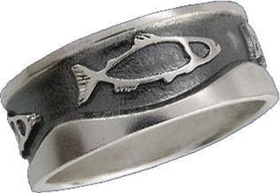 De zalm. Zilveren ring 17.5mm