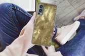 Geschikt voor OnePlus Nord 2 5G hoesje - Goud - Glitter - Structuur - Siliconen Telefoonhoesje