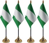 4x stuks Nigeria tafelvlaggetje 10 x 15 cm met standaard - Landen supporters feestartikelen
