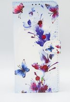 P.C.K. Hoesje/Boekhoesje/Bookcase rood met blauwe vlinders print geschikt voor Apple iPhone 13 MINI