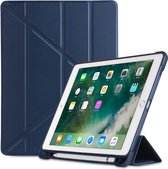 P.C.K. Hoesje/Smartcover donkerblauw met een vakje voor je pen geschikt voor Apple iPad AIR 10.9 (2022) MET GlASFOLIE/TEMPERED GLASS