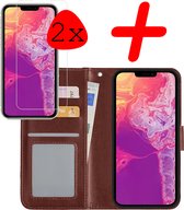 Hoes Geschikt voor iPhone 13 Hoesje Bookcase Hoes Flip Case Book Cover Met 2x Screenprotector - Hoesje Geschikt voor iPhone 13 Hoes Book Case Hoesje - Bruin.