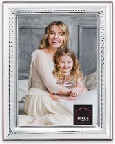 HAES DECO – Verzilverde Fotolijst Brescia voor een foto van 15x20 cm – Fraai Verzilverd met luxe Houten achterzijde en standaard om neer te zetten – VP10620