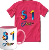 81 Jaar Vrolijke Verjaadag T-shirt met mok giftset Roze | Verjaardag cadeau pakket set | Grappig feest shirt Heren – Dames – Unisex kleding | Koffie en thee mok | Maat XL