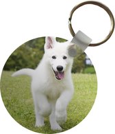 Sleutelhanger - Een witte Duitse Herder puppy - Plastic - Rond - Uitdeelcadeautjes