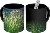Magische Mok - Foto op Warmte Mok - De statice bloem in de natuur - 350 ML - Uitdeelcadeautjes