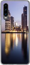 Geschikt voor Huawei P30 hoesje - Rotterdam - Water - Wolkenkrabber - Siliconen Telefoonhoesje