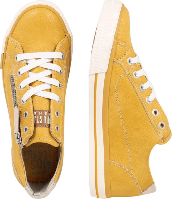 Mustang sneakers laag hotsell