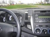Brodit ProClip houder geschikt voor Toyota HiLux 2010-2011 Center mount
