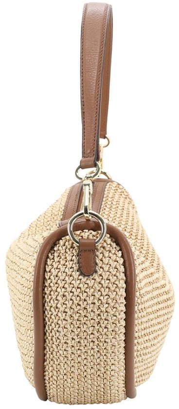 Vue latérale d'un sac bandoulière en raphia blanc cassé, avec bordures en cuir marron, anse en cuir marron et accastillage doré.