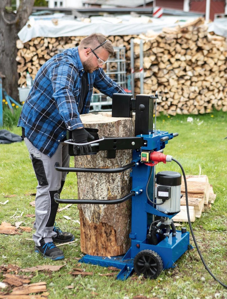 Bol.com Scheppach Staande Houtklover Compact 8T - 8 ton - 400V - 3500 W - Elektrische houtkloofmachine - Houtsplijter - Houtkliever aanbieding