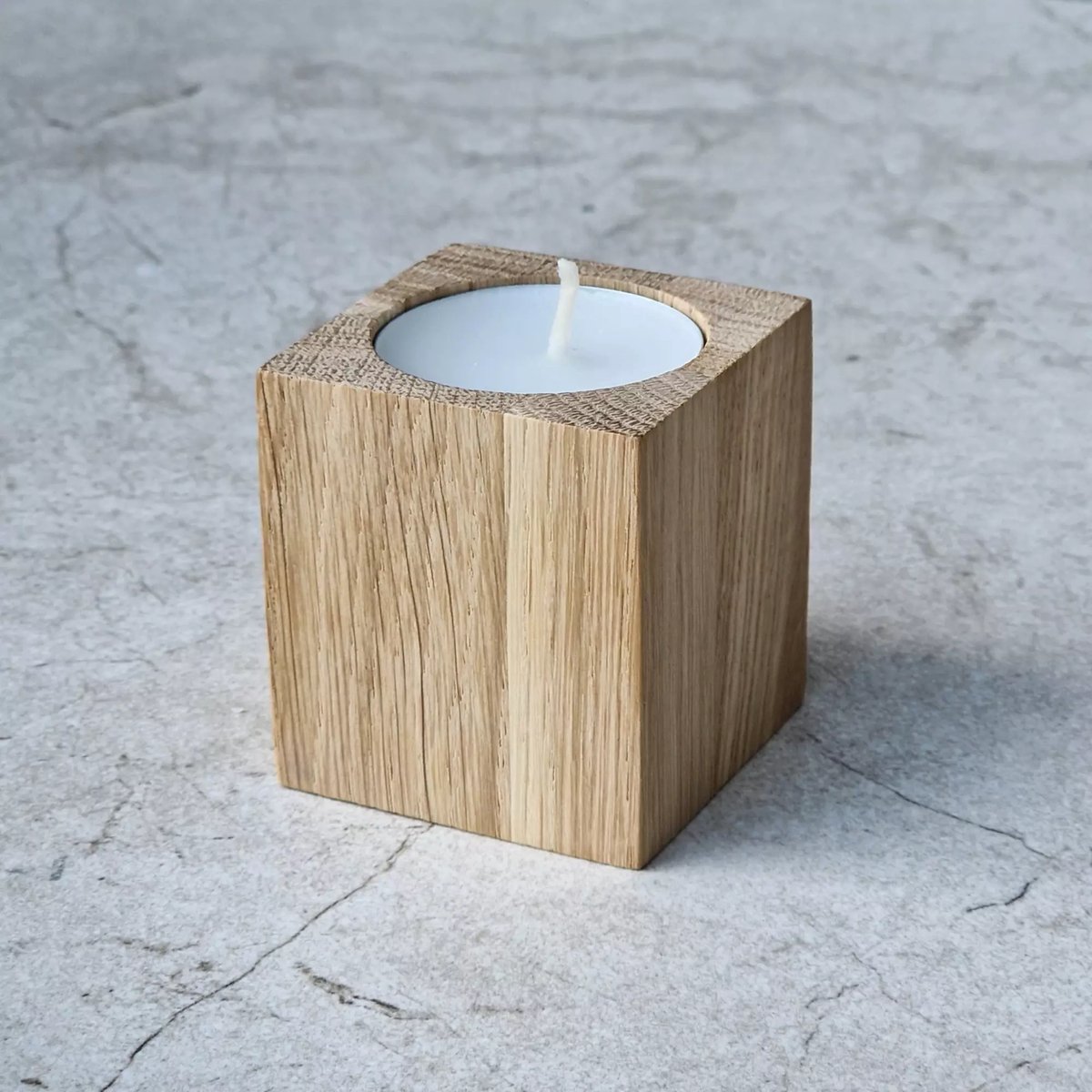 Hocho Eikenhouten Waxinelichthouder – 50x50x60 mm – Natuurlijke Look Houtkleur