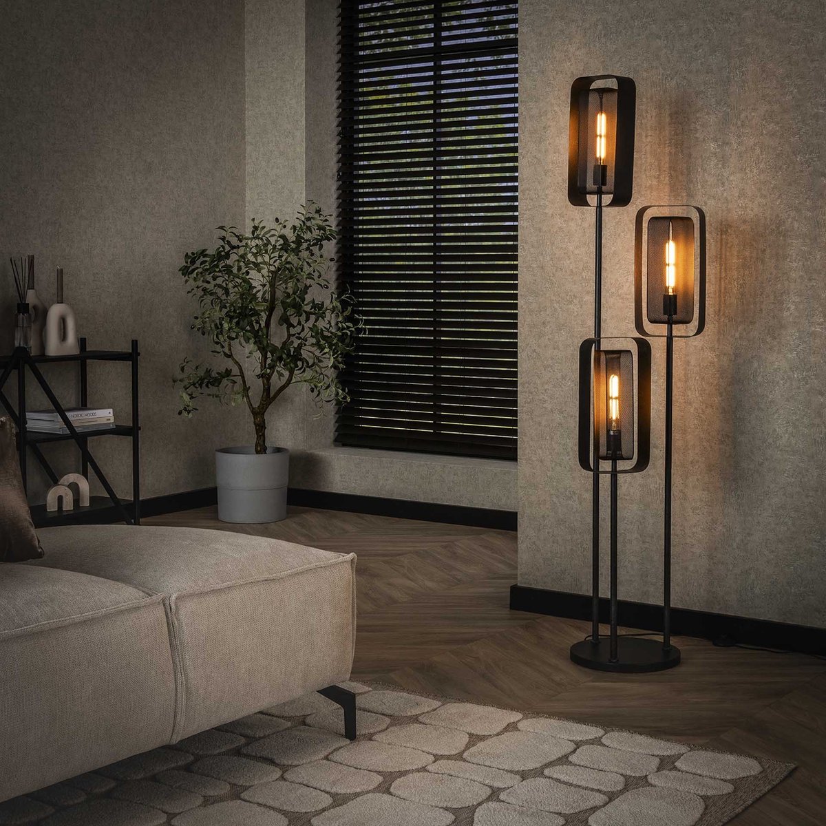 PS-Collection Mesh Rotate 3L Vloerlamp - 42x42x170cm - Artic Zwart - Metaal - vloerlampen woonkamer, vloerlamp zwart, vloerlamp industrieel, vloer lamp, vloerlampen landelijk, staande lampen woonkamer, staande lampen, staande lamp industrieel
