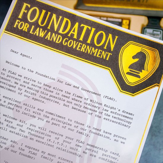 Knight Rider Gift Box F.L.A.G Agent Kit | bol.com