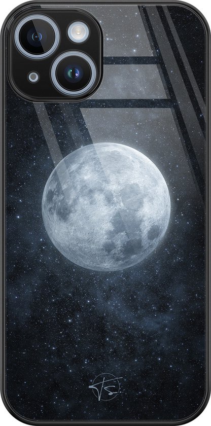 Coque pour iPhone 14 avec une lune détaillée sur fond de ciel étoilé, vue de face.