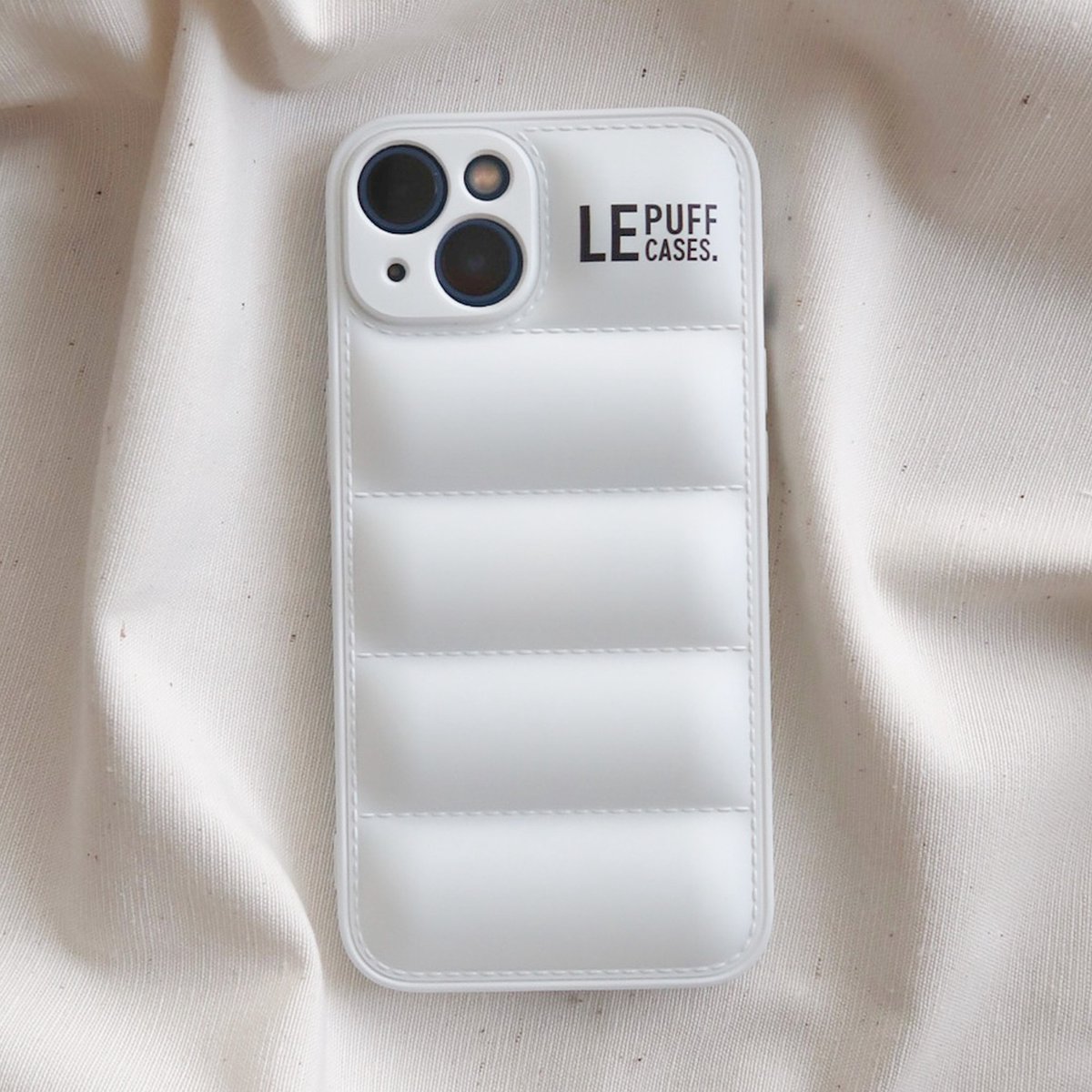 Le Puff Cases – Puffer Case Hoesje in Wit – Phone Case - Hoesje geschikt voor Apple iPhone 12 Pro
